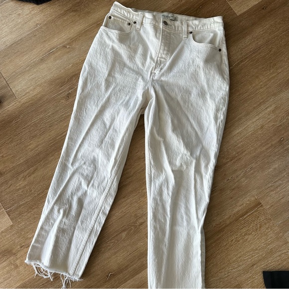 Abercrombie Curve Love 90s Straight Ultra High Rise - Picture 3 of 5